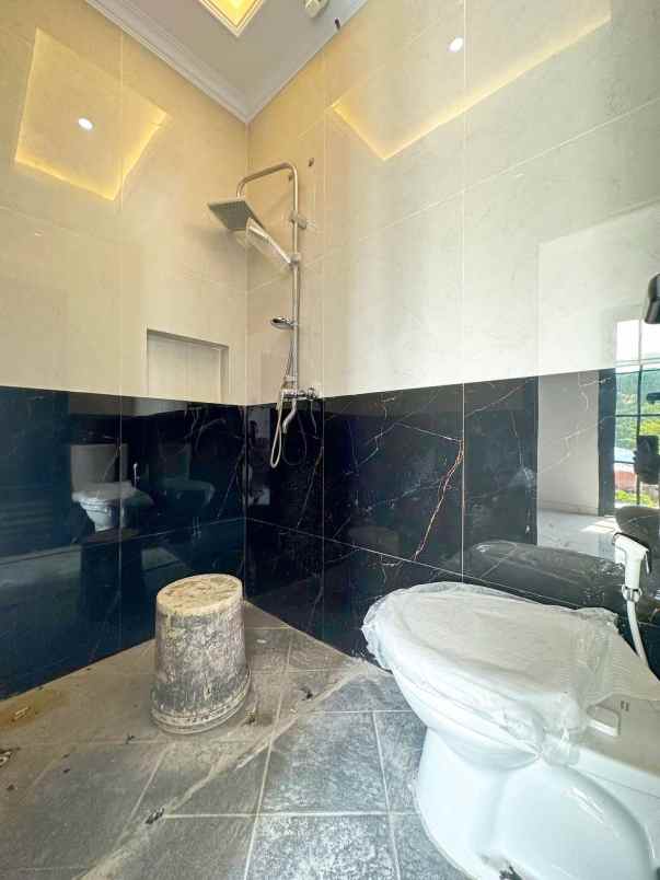 dijual rumah lenteng agung