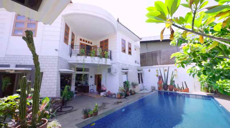 dijual rumah lenteng agung