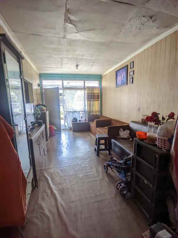 dijual rumah lokasi bina asih sentosa
