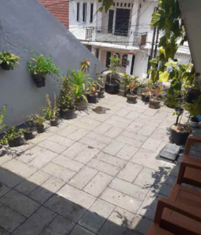 dijual rumah lokasi strategis di