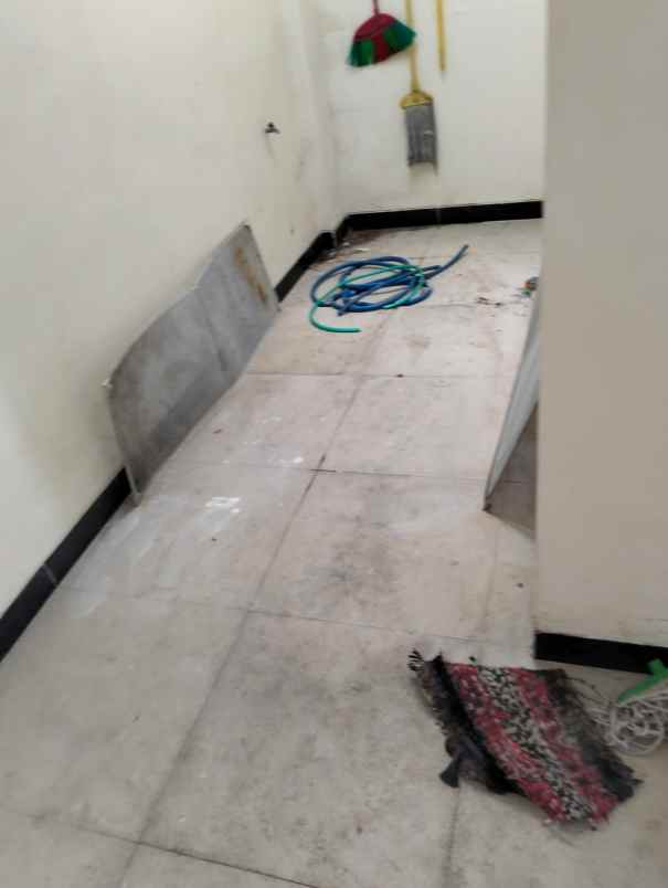 dijual rumah lokasi sulfat kota malang