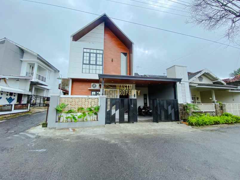 dijual rumah maguwoharjo sleman