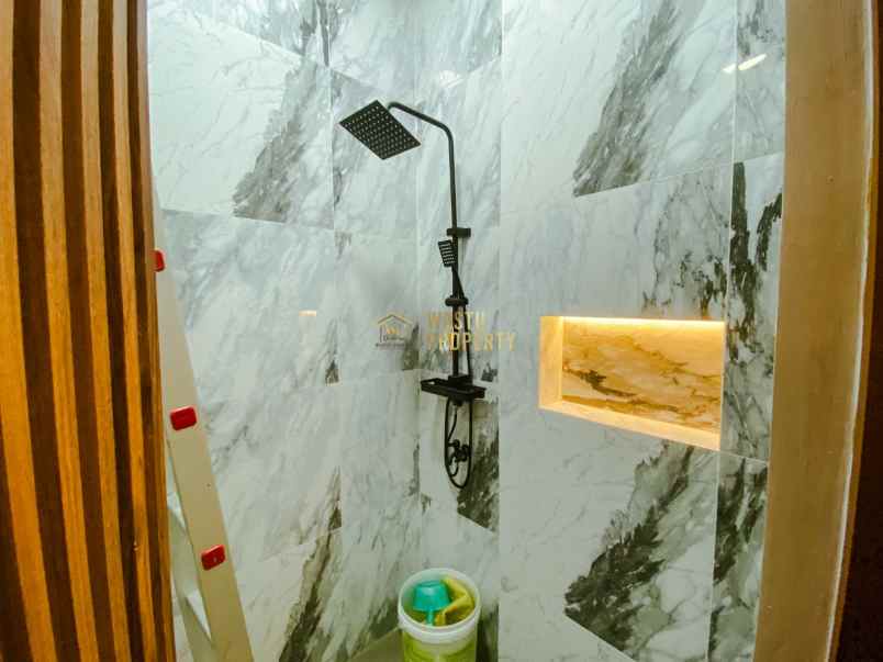 dijual rumah maguwoharjo sleman