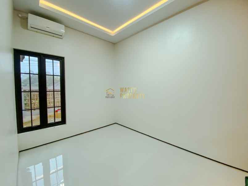 dijual rumah maguwoharjo sleman