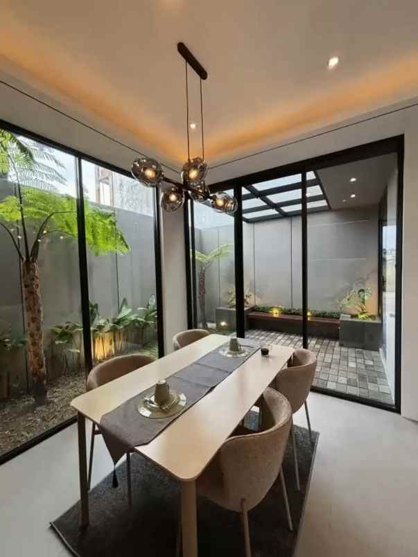 dijual rumah maguwpharjo