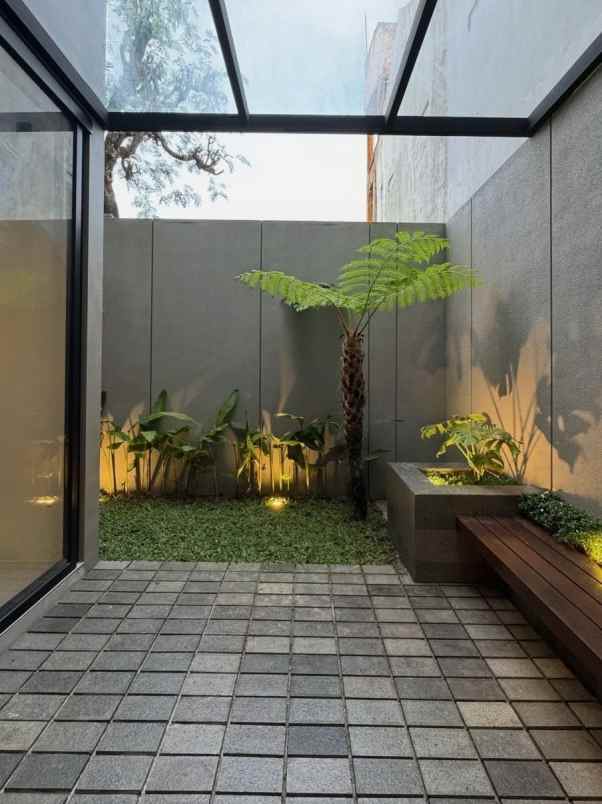 dijual rumah maguwpharjo
