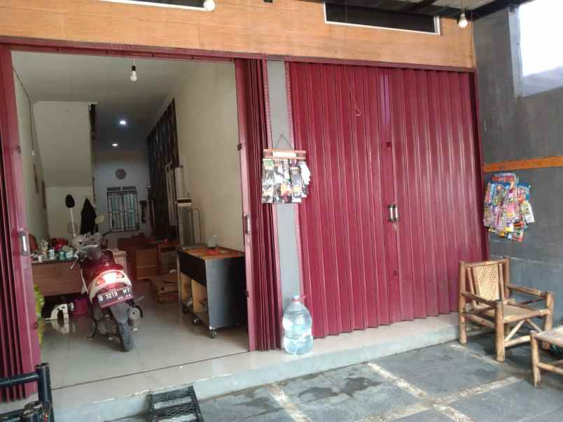 dijual rumah mainroad cisaranten