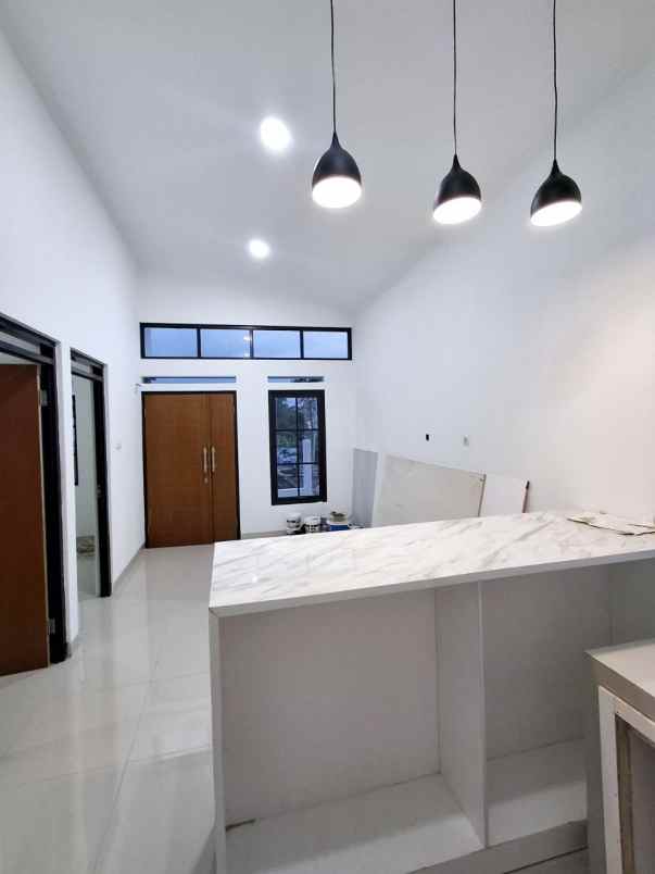 dijual rumah mandalajati