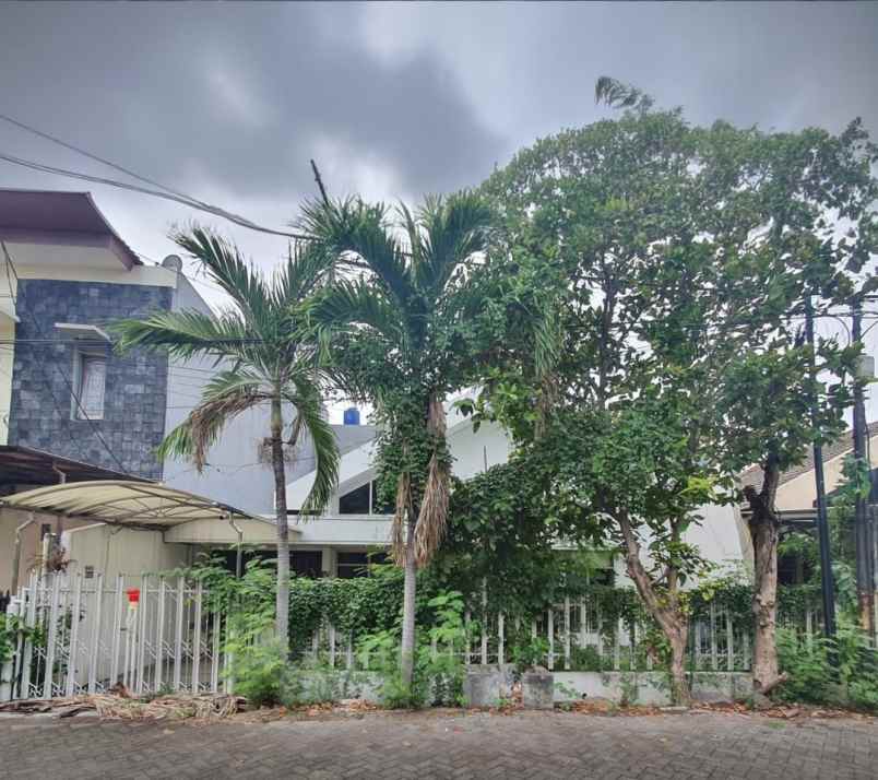 dijual rumah manyar kertoadi