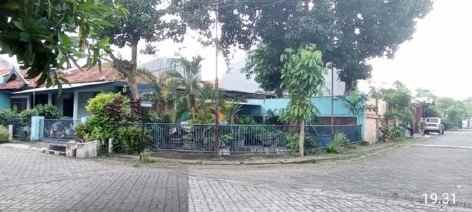 dijual rumah menanggal