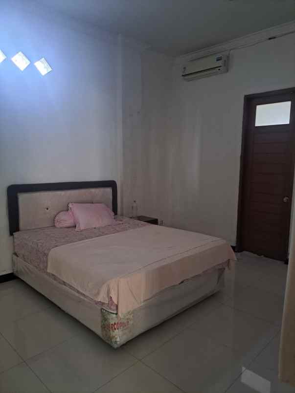 dijual rumah mewah 2lt puputan renon denpasar