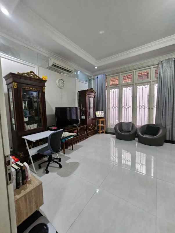 dijual rumah mewah di citra grand cibubur