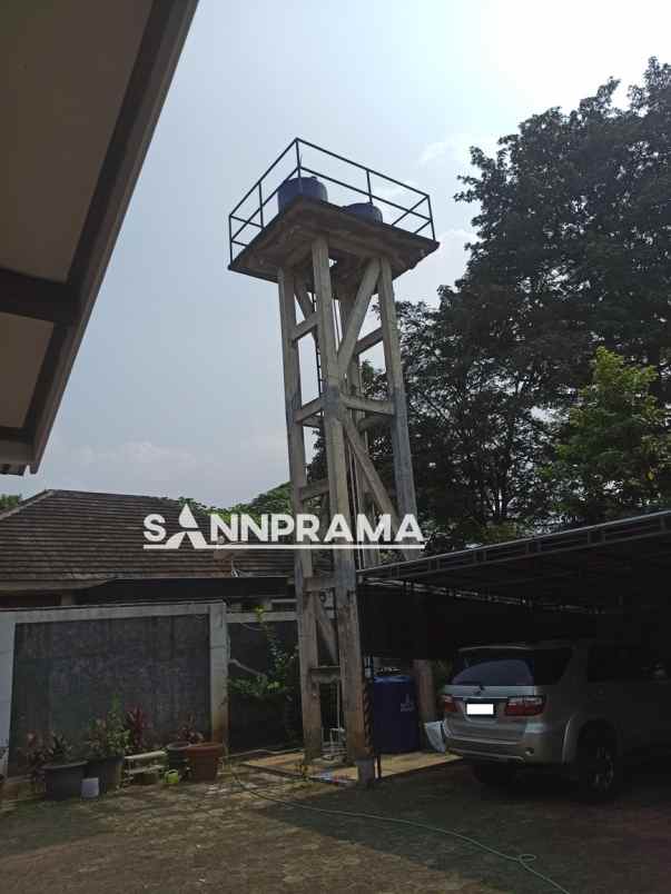 dijual rumah mewah tanah luad di pusat kota depok
