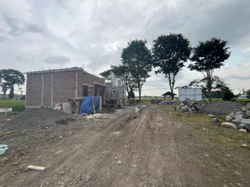 dijual rumah minimalis 200 jutaan diklaten tengah