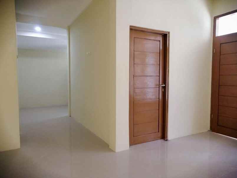 dijual rumah minomartani