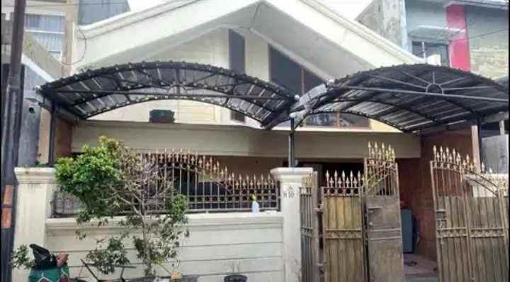 dijual rumah mulyosari