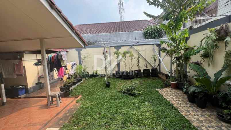 dijual rumah nusa loka bsd