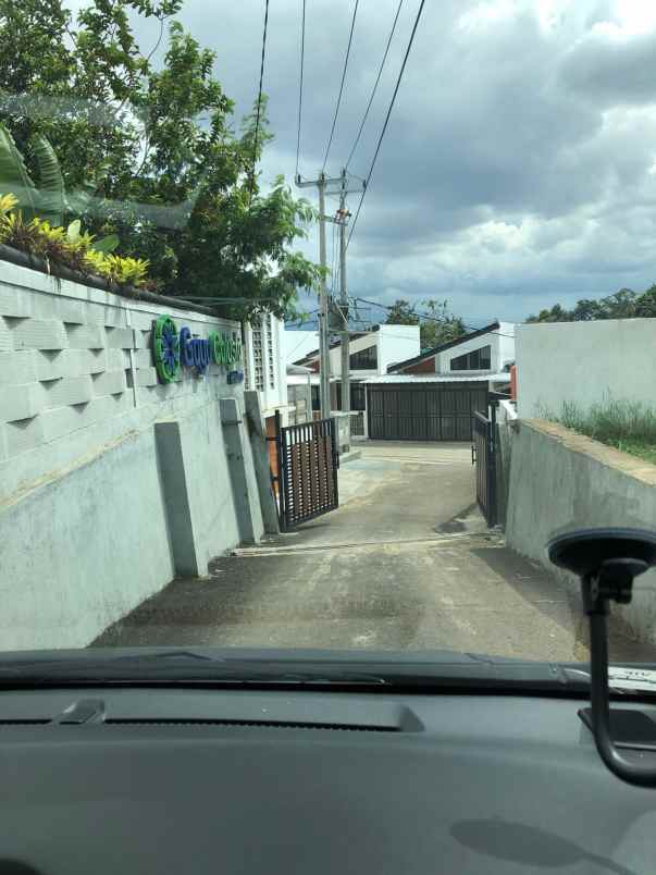 dijual rumah nyaman keren di bandung