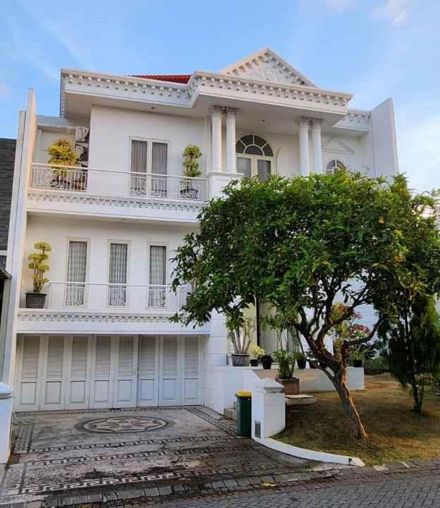 dijual rumah pakuwon indah villa bukit