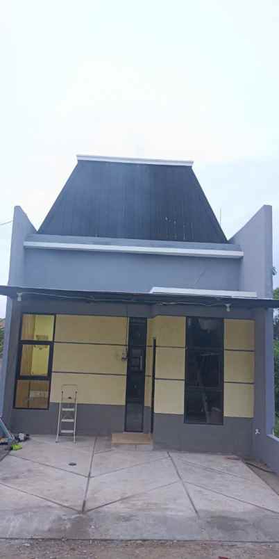 dijual rumah pamulang
