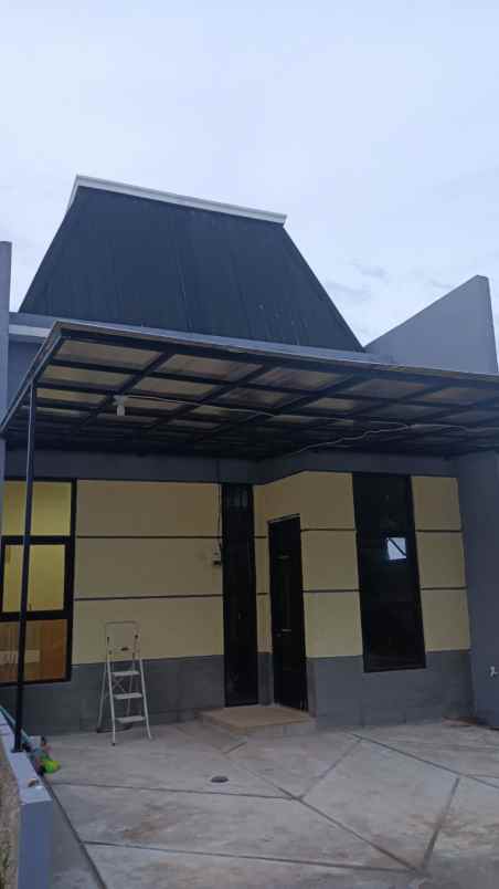 dijual rumah pamulang