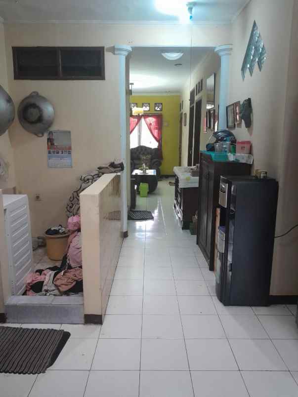 dijual rumah paninggilan