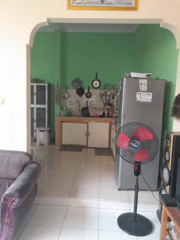 dijual rumah paninggilan