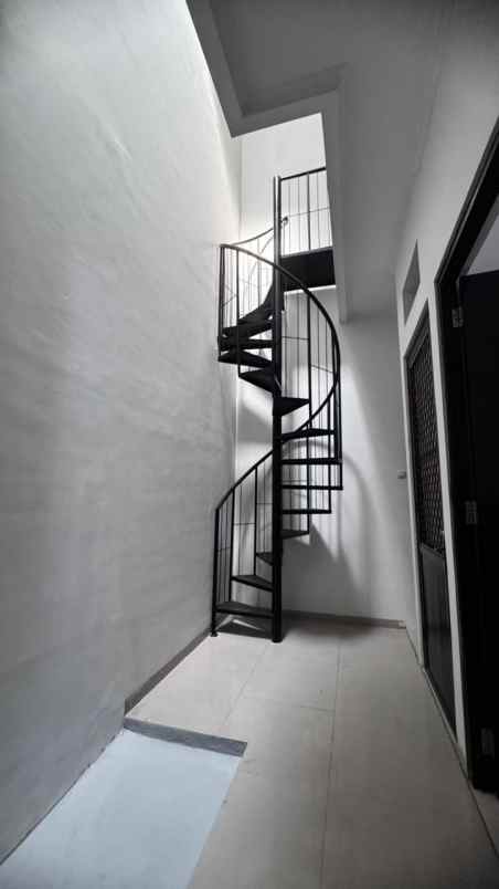 dijual rumah pantai mentari