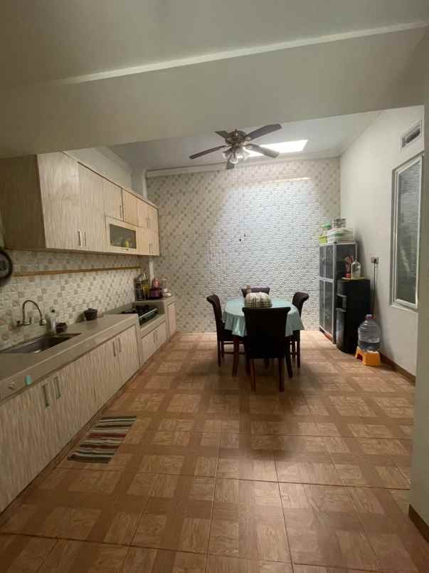dijual rumah paradise park sarakan