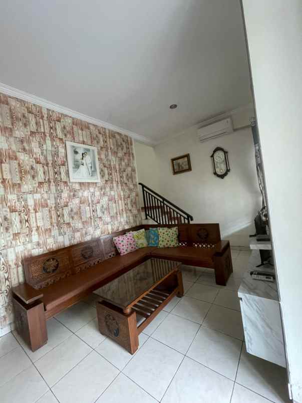 dijual rumah paradise park sarakan