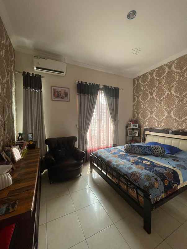 dijual rumah paradise park sarakan