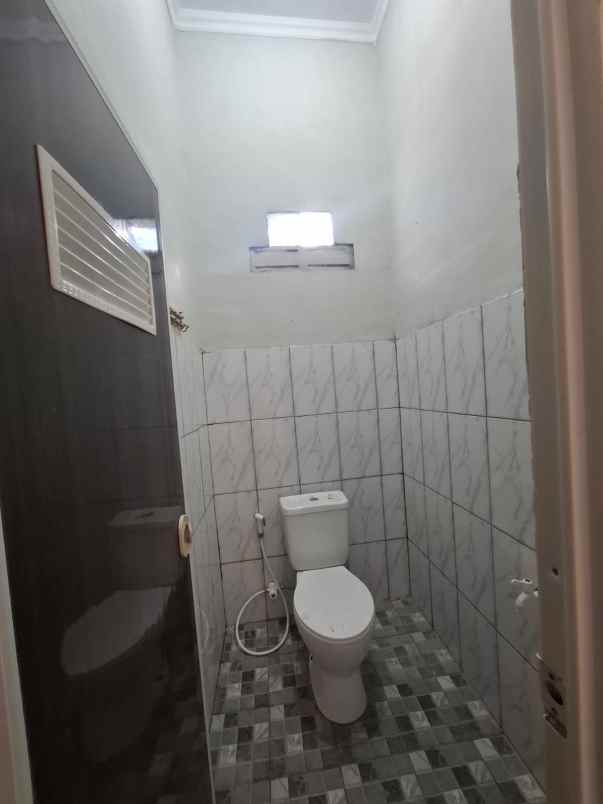 dijual rumah pasar jangkang
