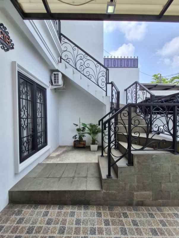 dijual rumah pejaten timur pasar minggu