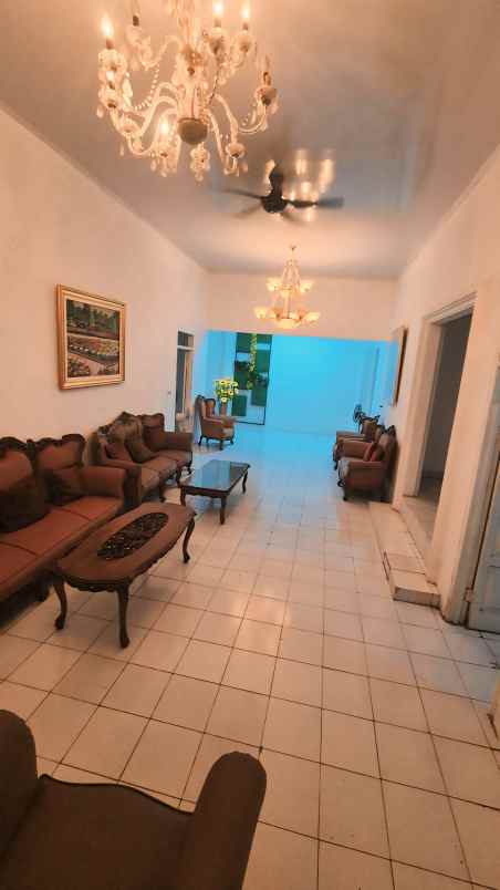 dijual rumah pekayon jaya