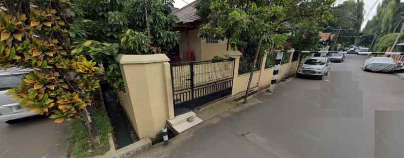 dijual rumah pela mampang