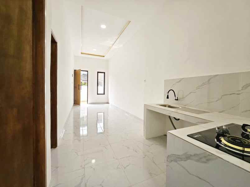 dijual rumah permata hijau permai kota