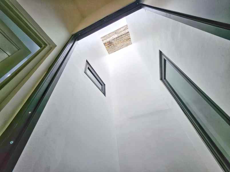 dijual rumah permata hijau permai kota