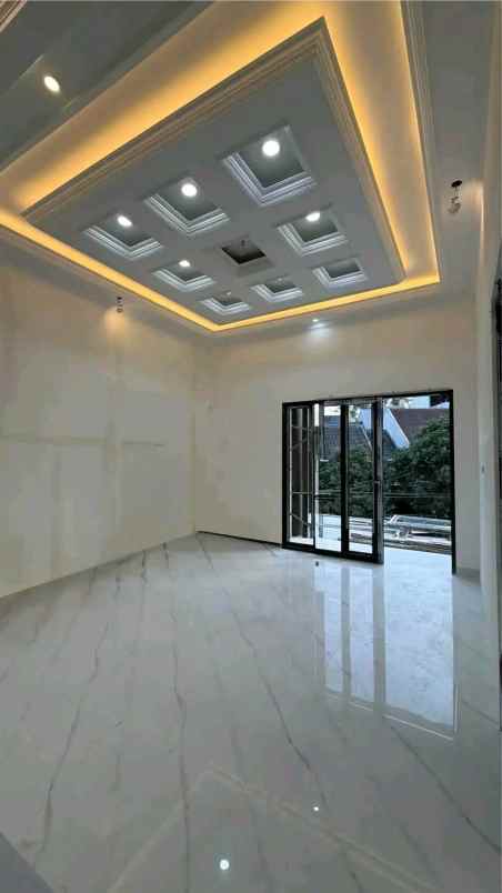 dijual rumah perum oma campus dau