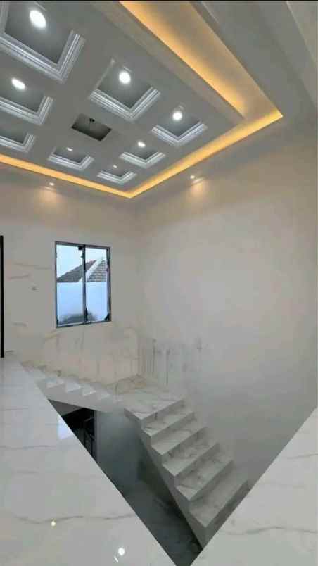 dijual rumah perum oma campus dau