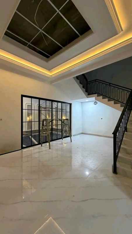 dijual rumah perum oma campus dau