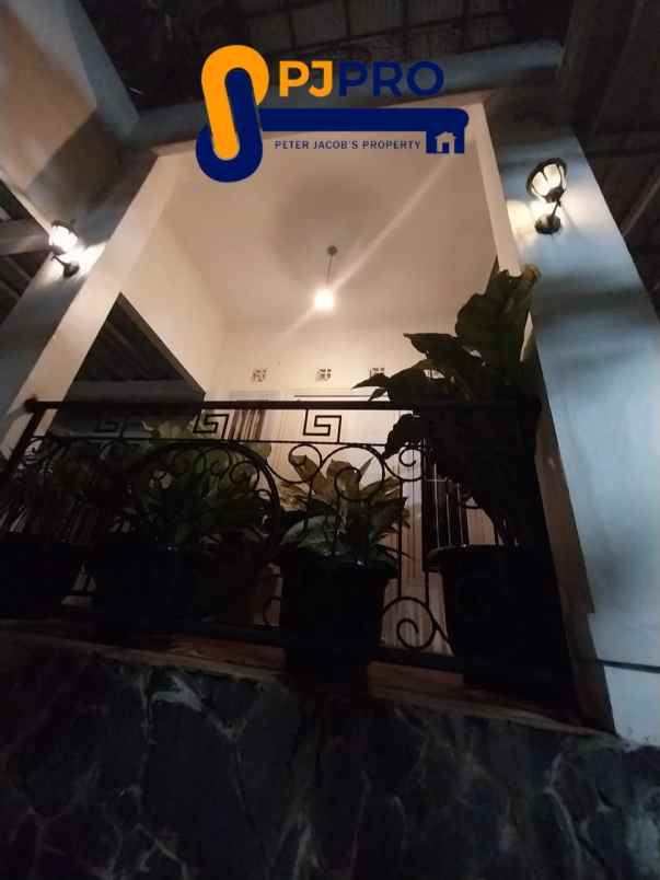 dijual rumah perumahan green garden 2