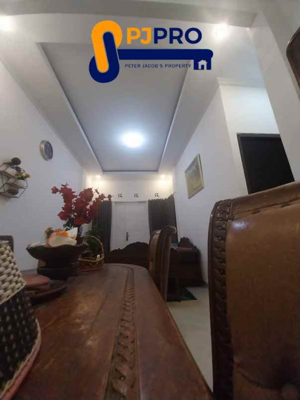 dijual rumah perumahan green garden 2