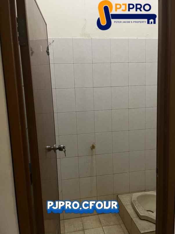 dijual rumah perumahan griya asri taman