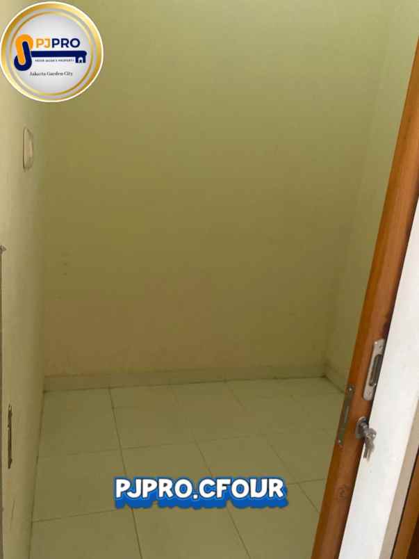 dijual rumah perumahan griya asri taman