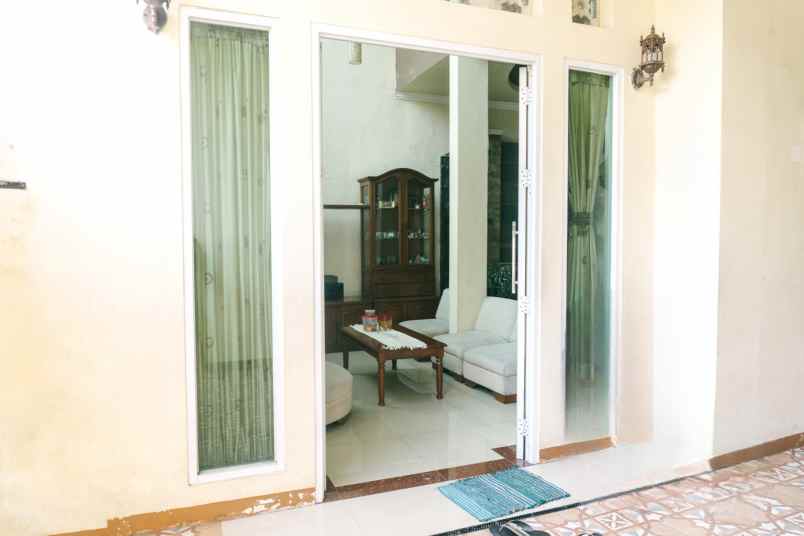 dijual rumah perumahan metland menteng