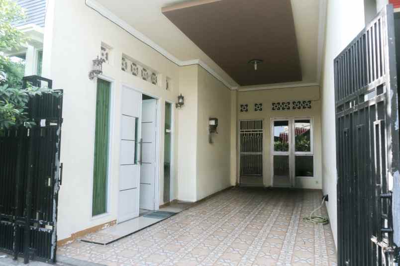 dijual rumah perumahan metland menteng