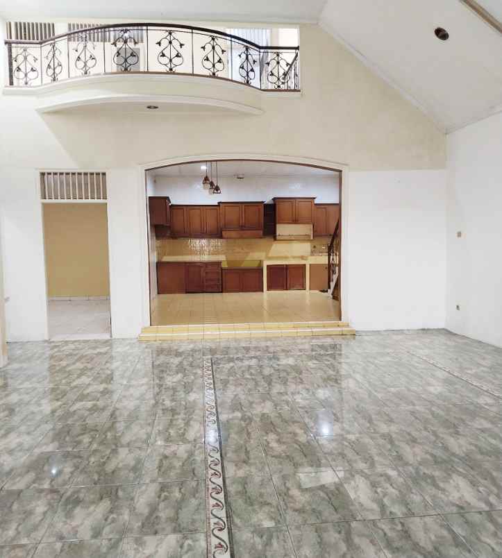 dijual rumah perumahan taman harapan