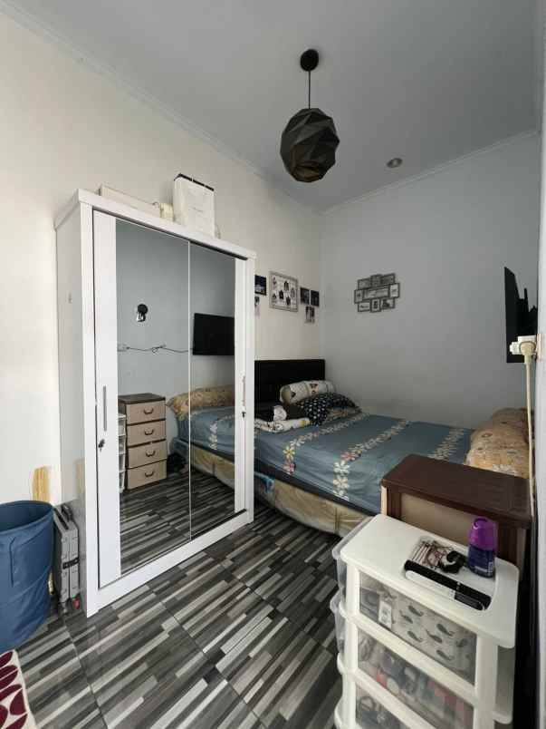 dijual rumah perumnas rawalumbu bojong