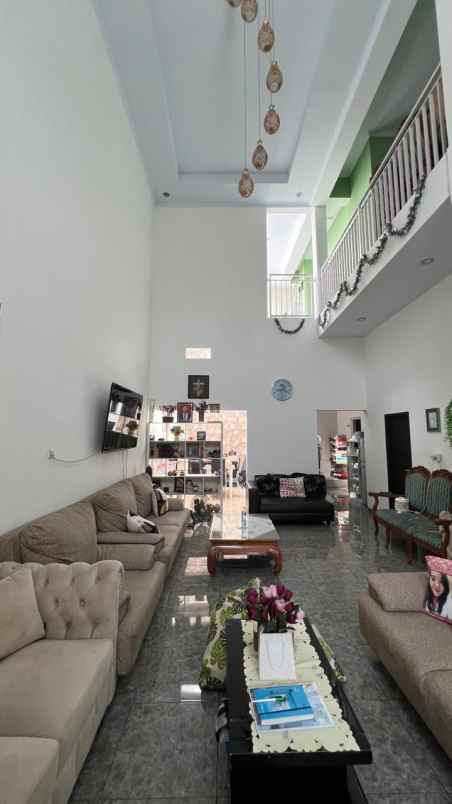 dijual rumah perumnas rawalumbu bojong