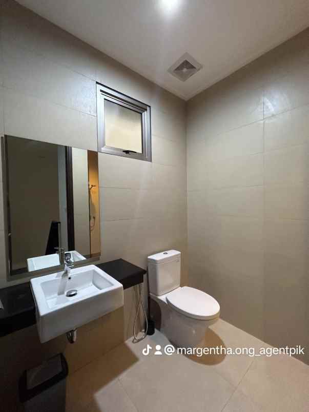 dijual rumah pik 2 tahap 2 fully furnish